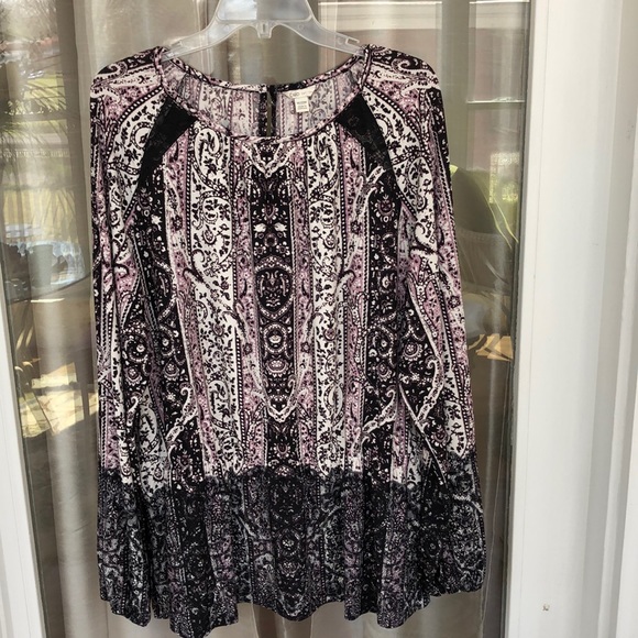 ladies lace tops size 18